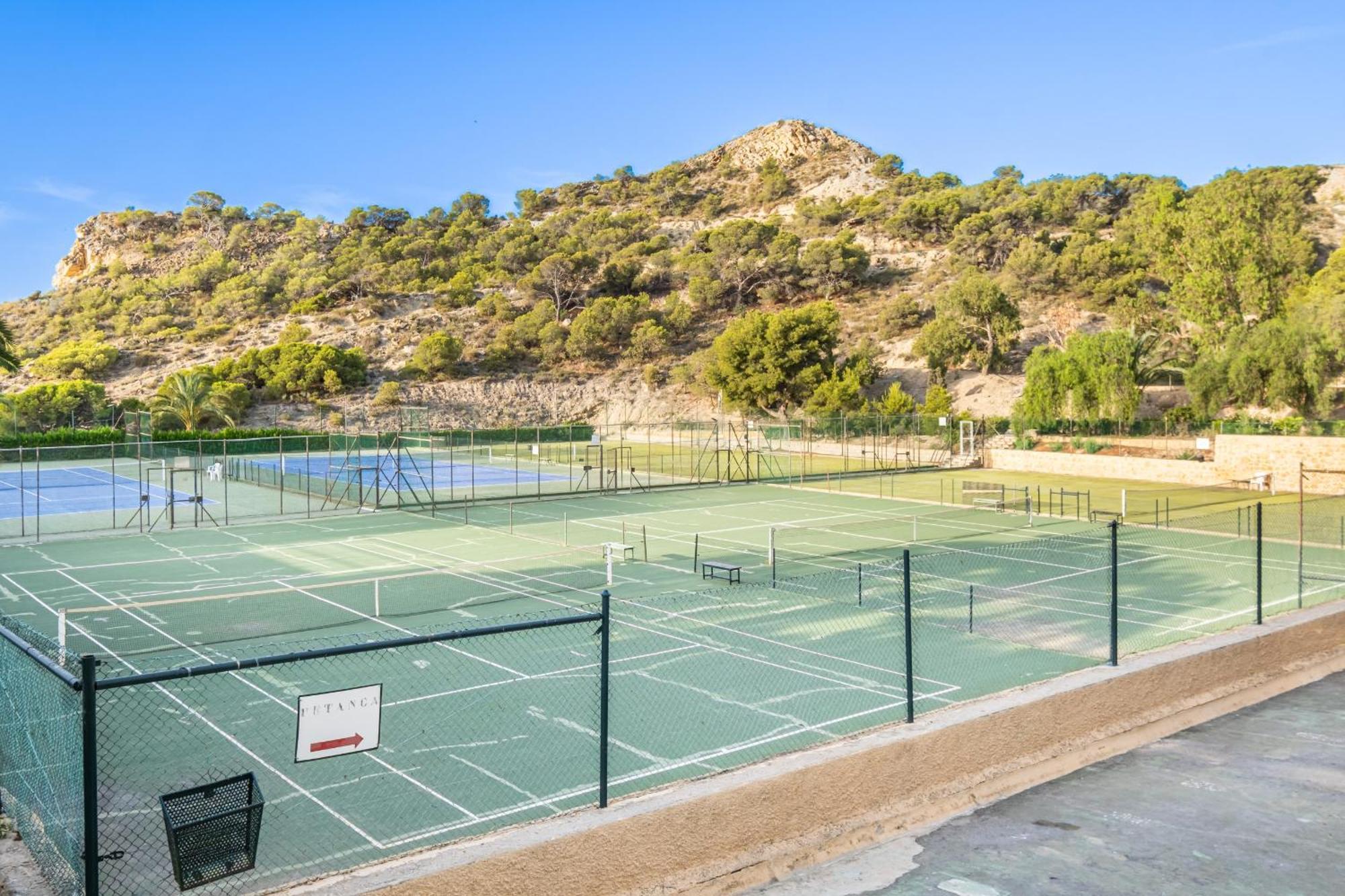 Eurotennis Paradise Beach Apartments ビリャホヨサ エクステリア 写真